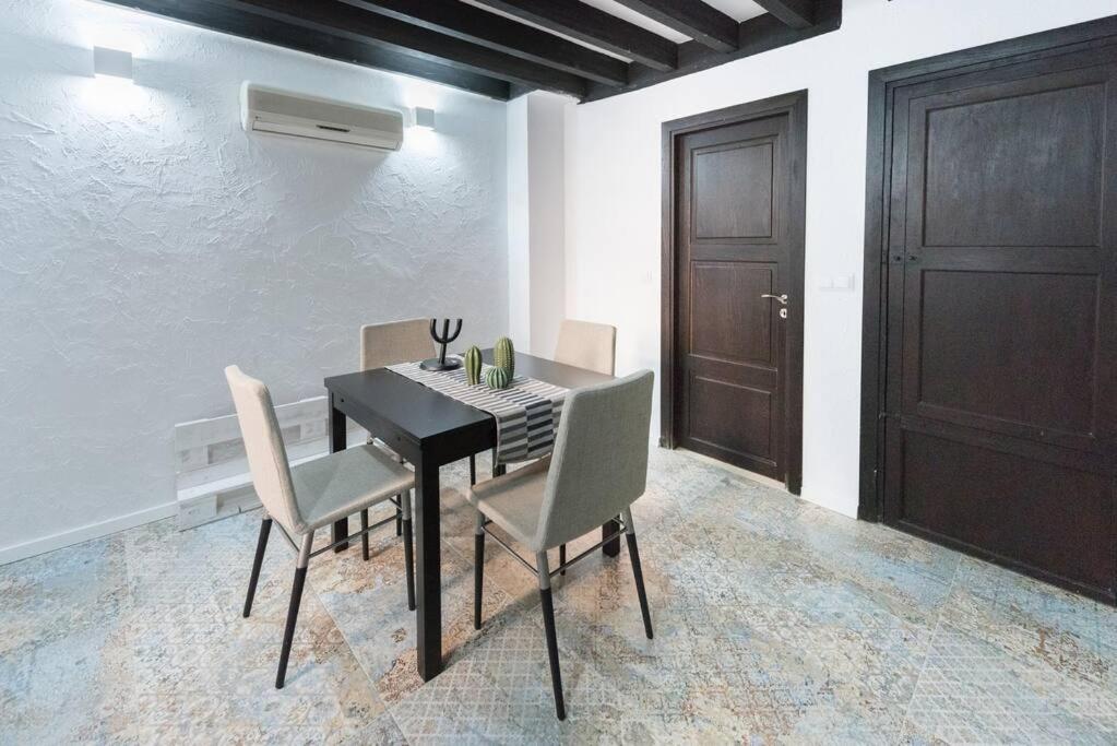 דירות Loft En El Corazon De Palma Cerca De La Catedral מראה חיצוני תמונה